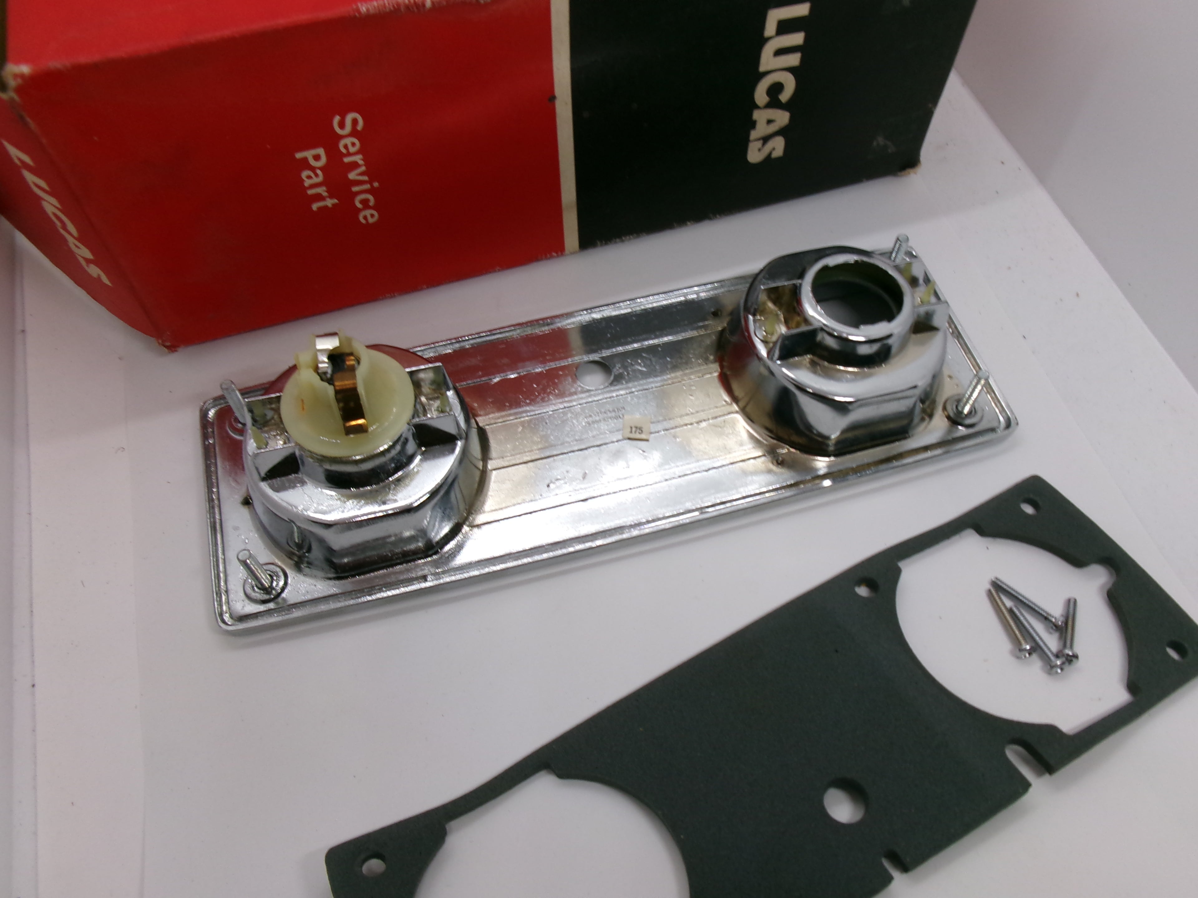 NOS Lucas Light Base/Body w/ gasket L782 Hillman Aston Martin Lotus Scimitar