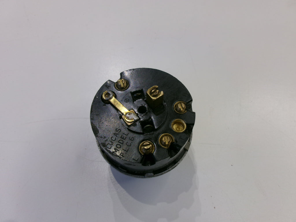 Used Lucas PLC-6 Part no 34090 2-pos. Ignition switch for Bristol & Hillman
