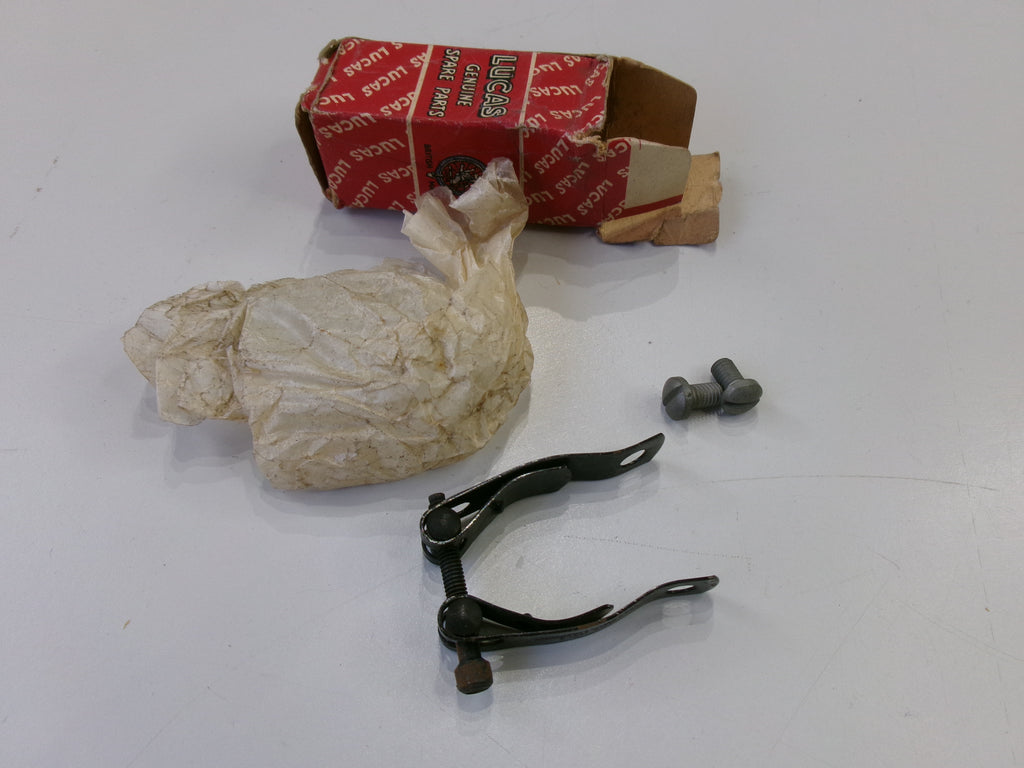 NOS Lucas 380527 1 1/4" dia. Horn Clip for Horn Push MG HRG Morris