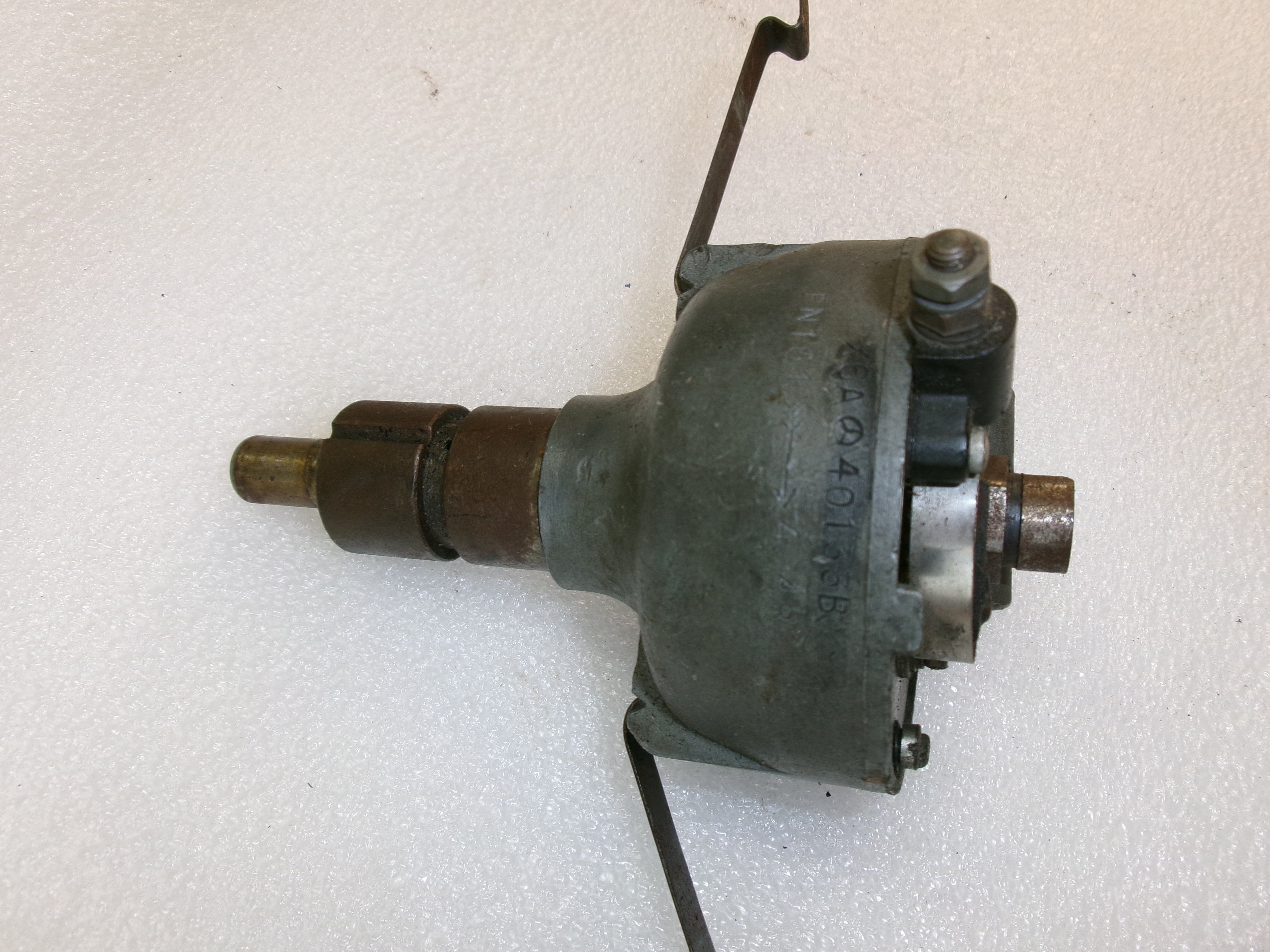 OEM Lucas DX6A 40133 Distributor for 1947-48 Austin Bus