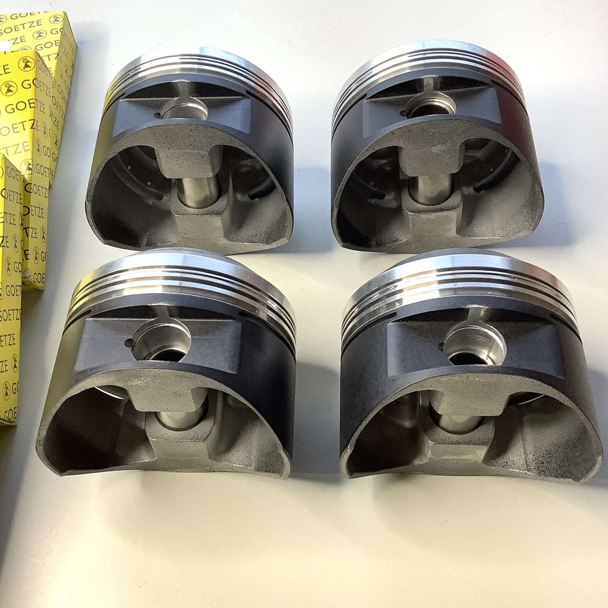 NOS 4 x SPS Forged Pistons & Goezte Rings 3.937” 1921-29 Bentley 4.5L 7:1 Com - Bluemoon Classic Parts