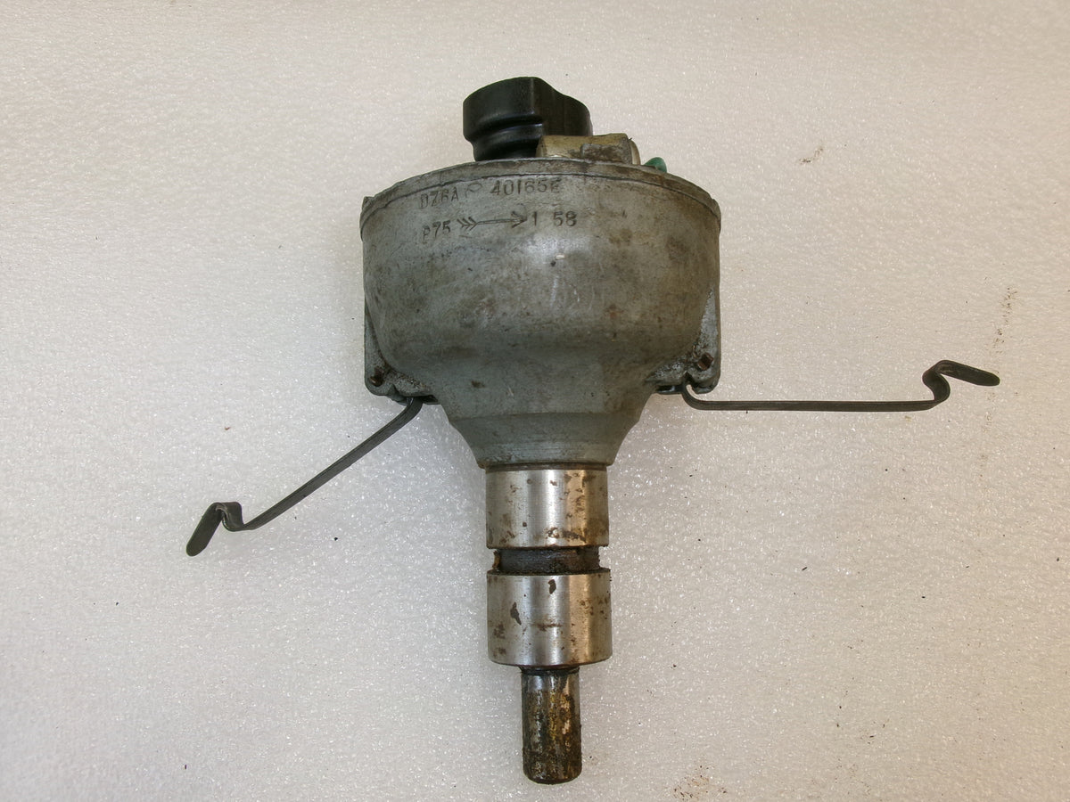 OEM Lucas DZ6A 40165 Distributor For: 1948-52 Vauxhall Velox Wyvern - Bluemoon Classic Parts