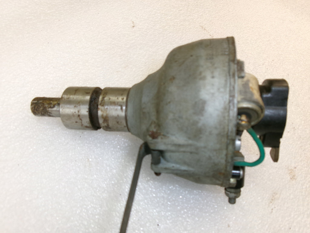 OEM Lucas DZ6A 40165 Distributor For: 1948-52 Vauxhall Velox Wyvern - Bluemoon Classic Parts