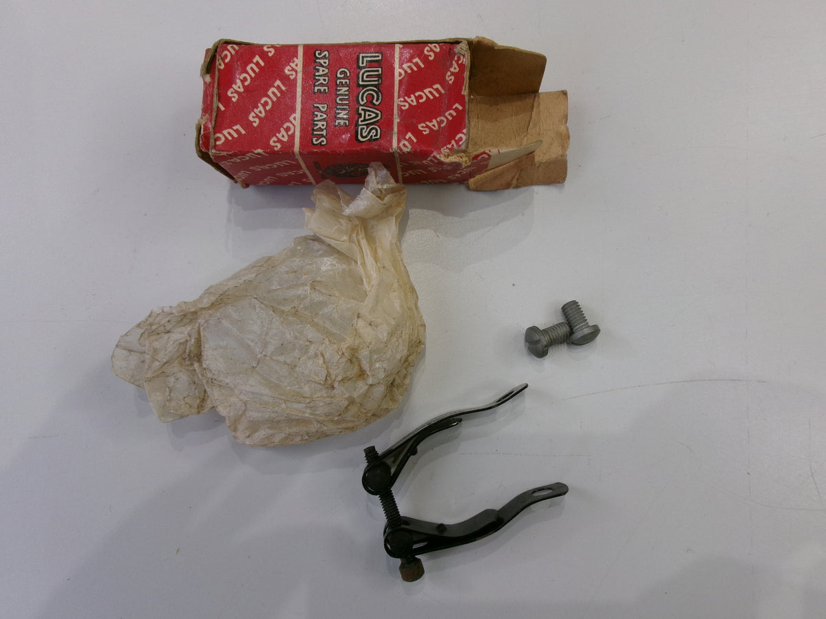 NOS Lucas 380527 1 1/4" dia. Horn Clip for Horn Push MG HRG Morris - Bluemoon Classic Parts