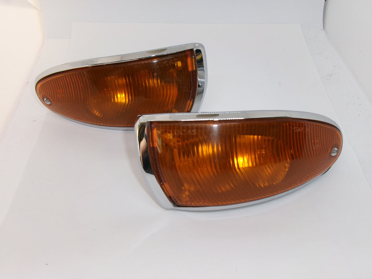 NOS Lucas Light Assembly One PAIR Amber L690 525540 525542 Jaguar Daimler - Bluemoon Classic Parts