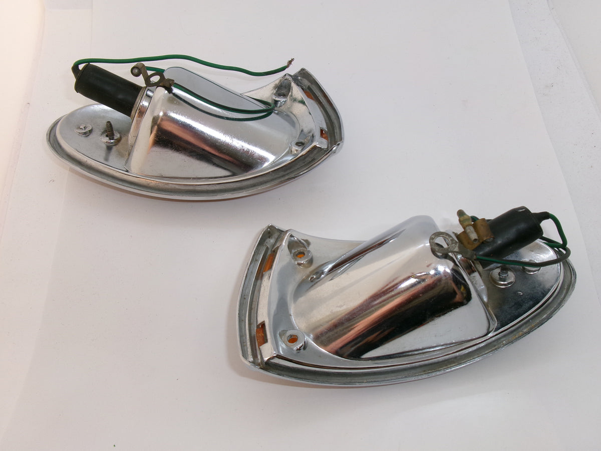 NOS Lucas Light Assembly One PAIR Amber L690 525540 525542 Jaguar Daimler - Bluemoon Classic Parts