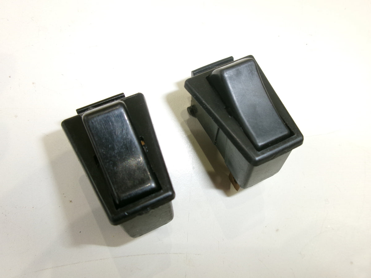 NOS 39281 Black Rocker Dash Switch - Bluemoon Classic Parts