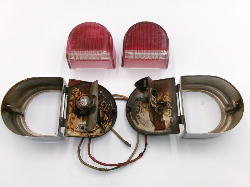 One PAIR Lucas Genuine L476 D Lamps Stop Tail Number Plate Lights 53117 572441 - Bluemoon Classic Parts