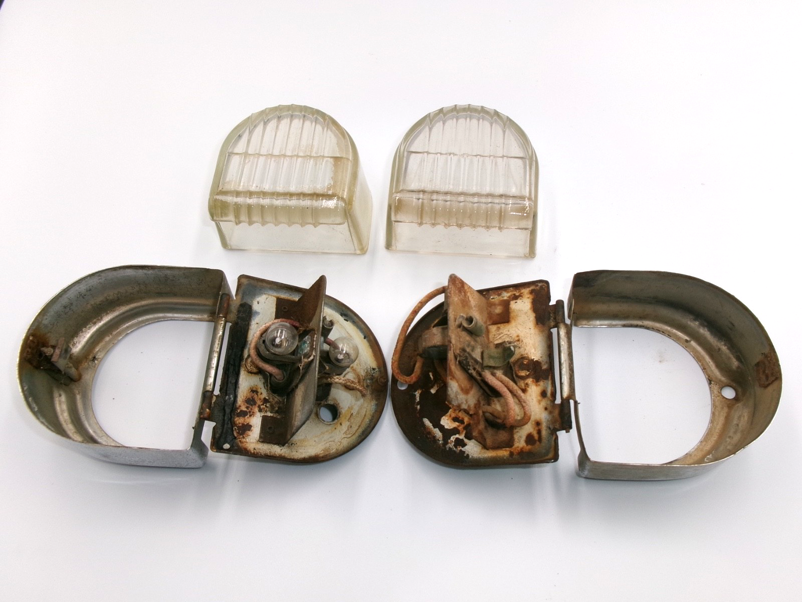 One PAIR Lucas Genuine L476 D Lamps Stop Tail Number Plate Lights 53117 572441 - Bluemoon Classic Parts
