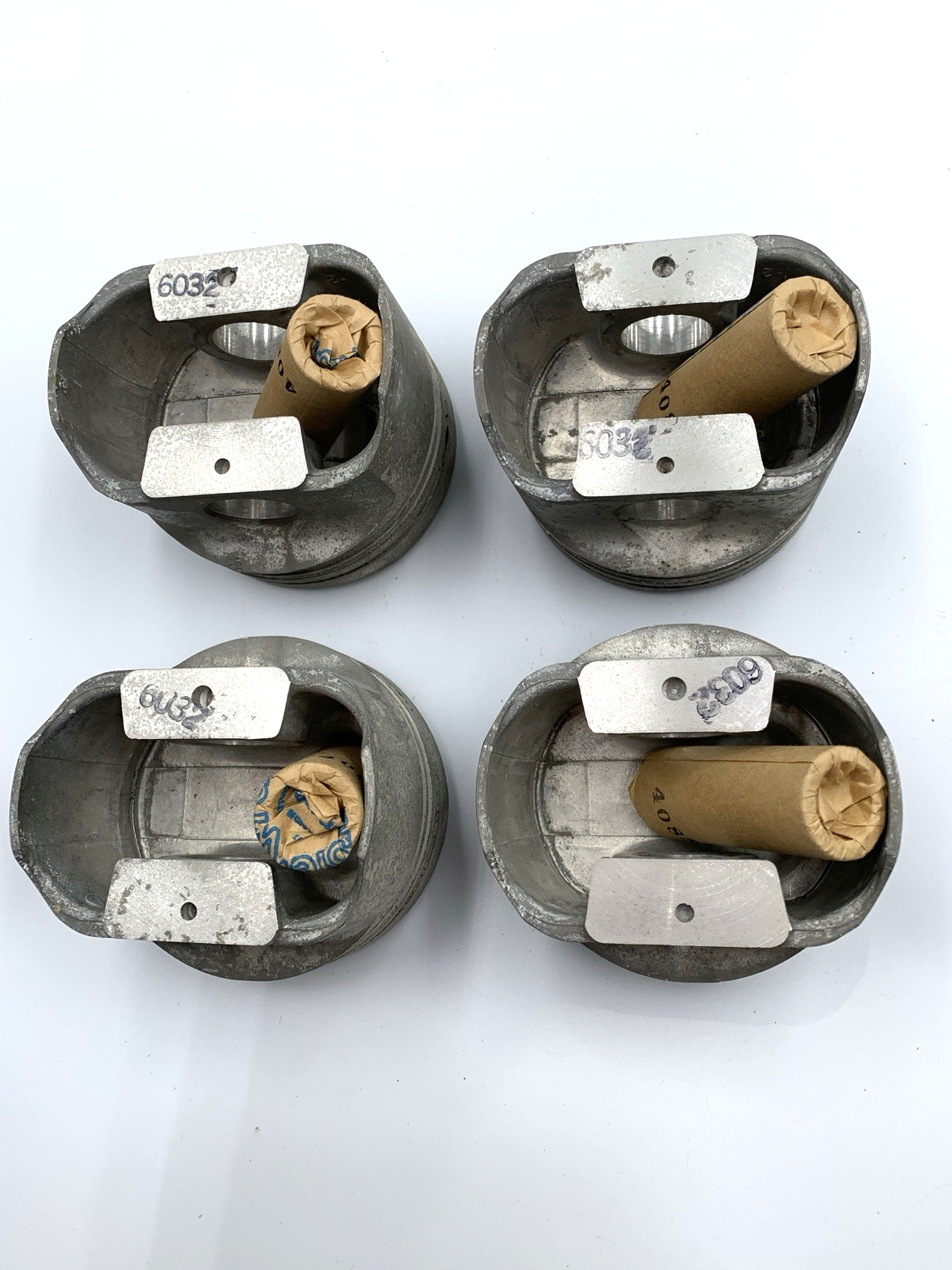 NOS International V8 392 Scout ACCO Pistons & Pins +.030" Over - Contour Top - Bluemoon Classic Parts