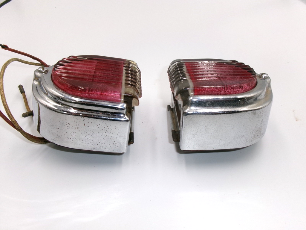 One PAIR Lucas Genuine L476 D Lamps Stop Tail Number Plate Lights 53117 572441 - Bluemoon Classic Parts