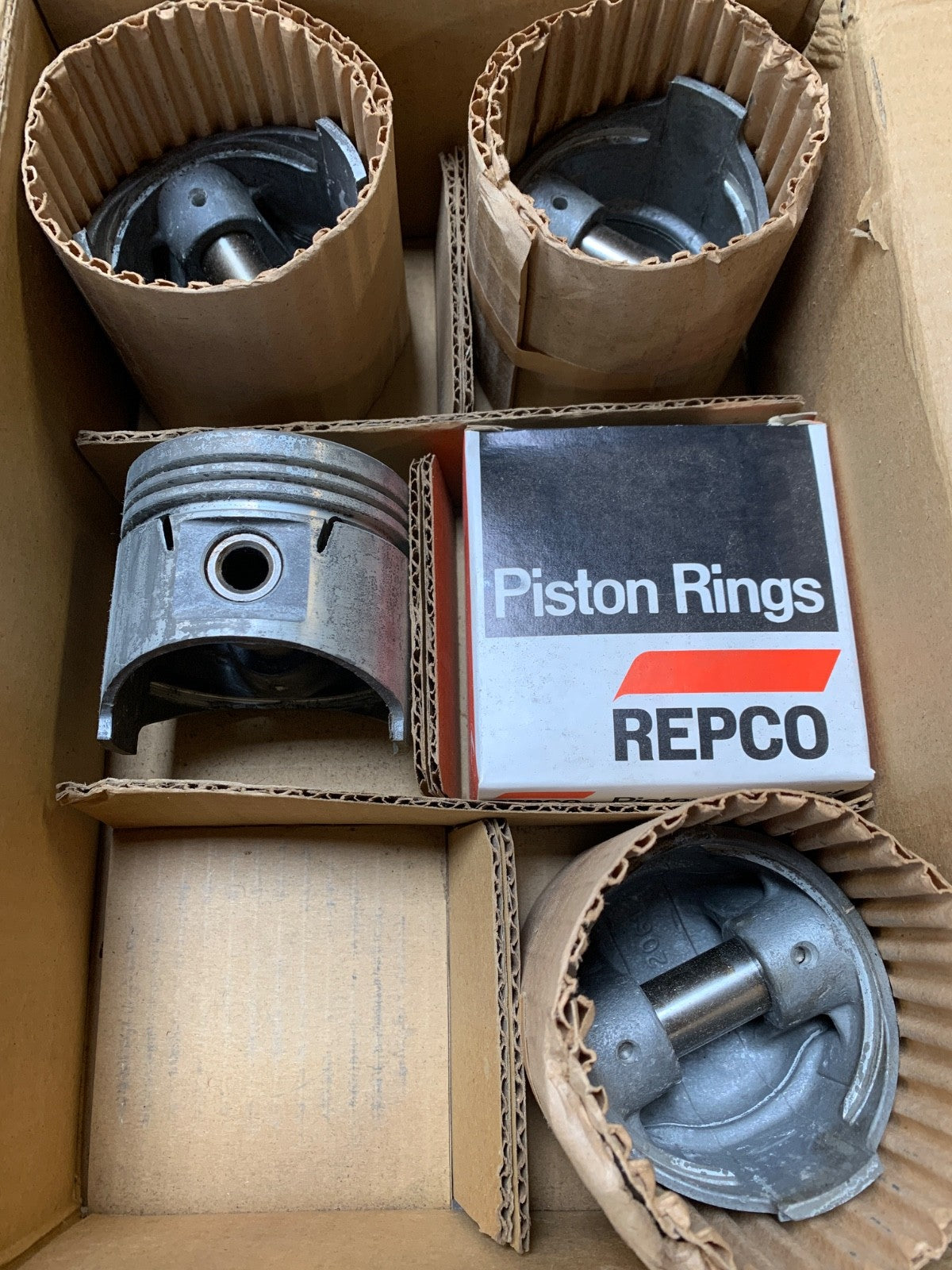 ACL 2204 For Toyota TBA NOS Complete Piston Set .030" - Bluemoon Classic Parts