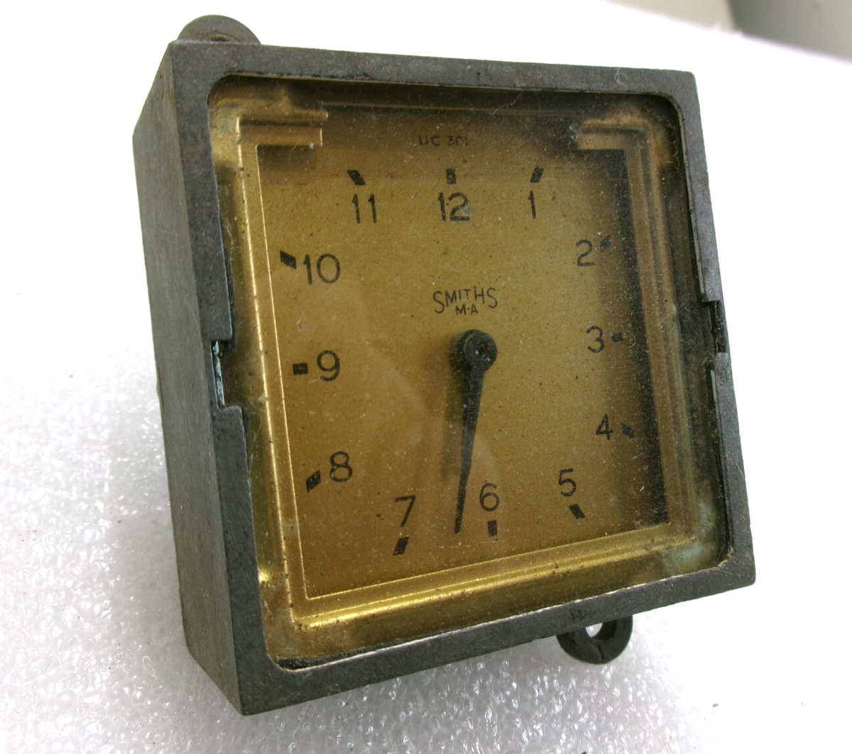 Smiths clock UC 301 for 1949-1955 Austin Sheerline. Untested, used - Bluemoon Classic Parts