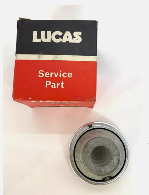 L461 54572667 Lucas NOS Front Side Indicator Light Jaguar MkX 420G 3.8S Daimler