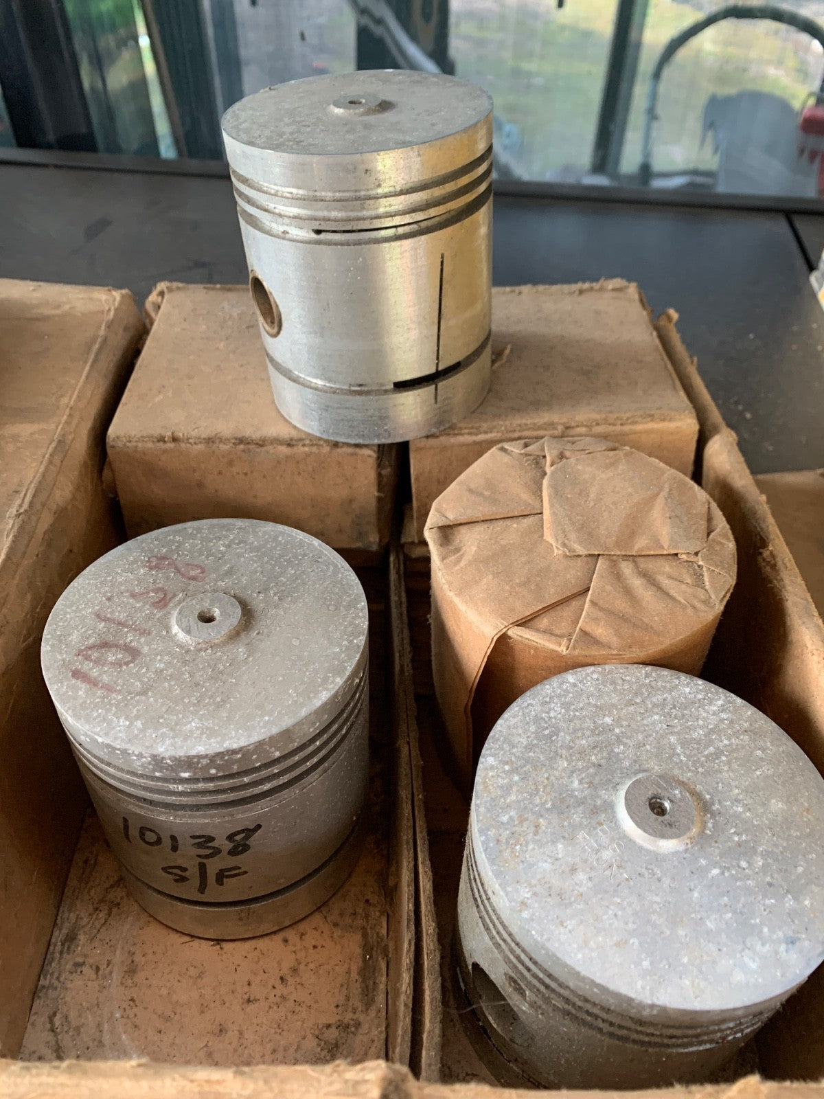 Hepolite 6cyl Studebaker Dictator Piston 1A-5A, A, PL6 Bore 3.225" (no rings) - Bluemoon Classic Parts