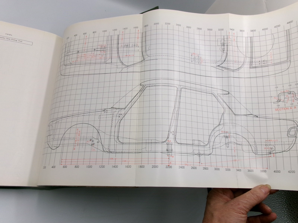 OEM Genuine Mazda 1500 Sedan Estate Workshop Manual, w/ Pull Out Chart - Bluemoon Classic Parts