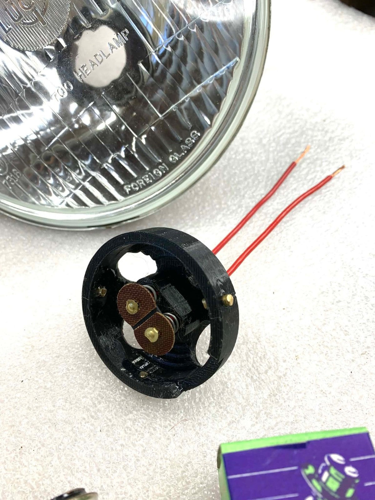 NOS PAIR Lucas Equivalent 54520187 Bulb Holders For 7” Headlights Jaguar MG - Bluemoon Classic Parts