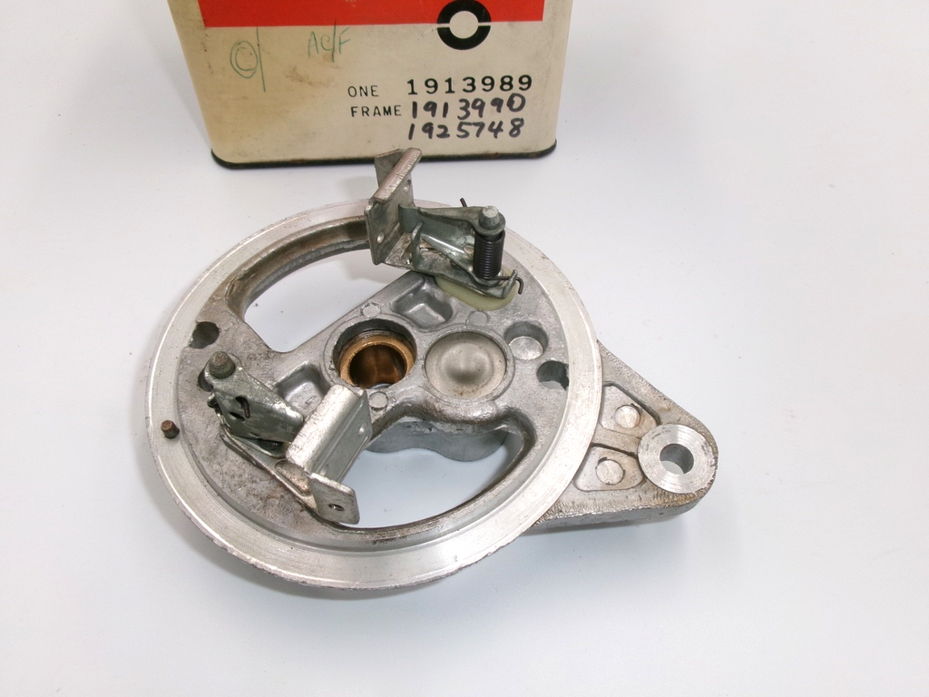 NOS Delco Remy Generator CE Frame suits 6 cyl 1946-52 Packard 1951-2 Chevrolet - Bluemoon Classic Parts