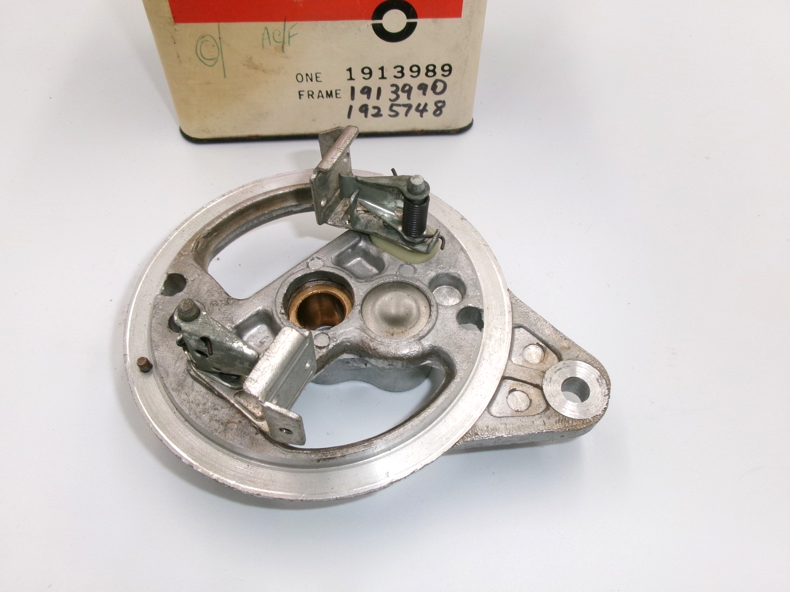 NOS Delco Remy Generator CE Frame suits 6 cyl 1946-52 Packard 1951-2 Chevrolet - Bluemoon Classic Parts