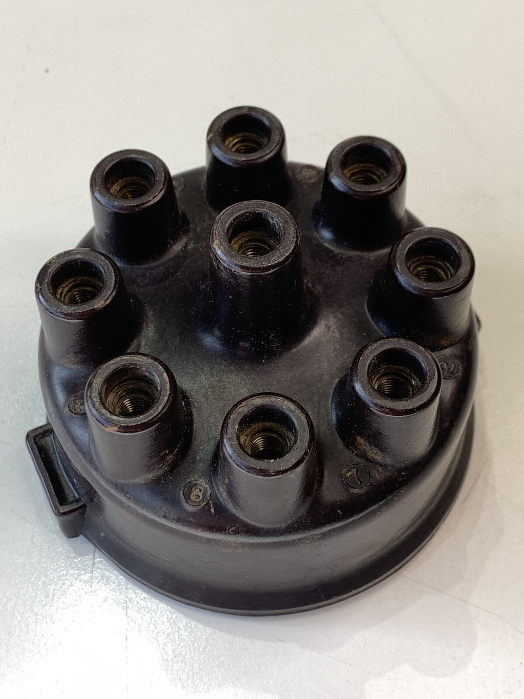 NOS OEM Delco Remy GD91 Distributor Cap 8cyl 1940- Pontiac Packard Buick - Bluemoon Classic Parts