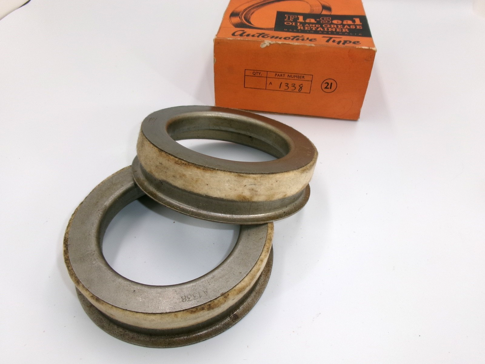 NOS 1937-39 CHEVROLET HL GMC Trucks Outer Rear Hub Seals - One Pair - Bluemoon Classic Parts