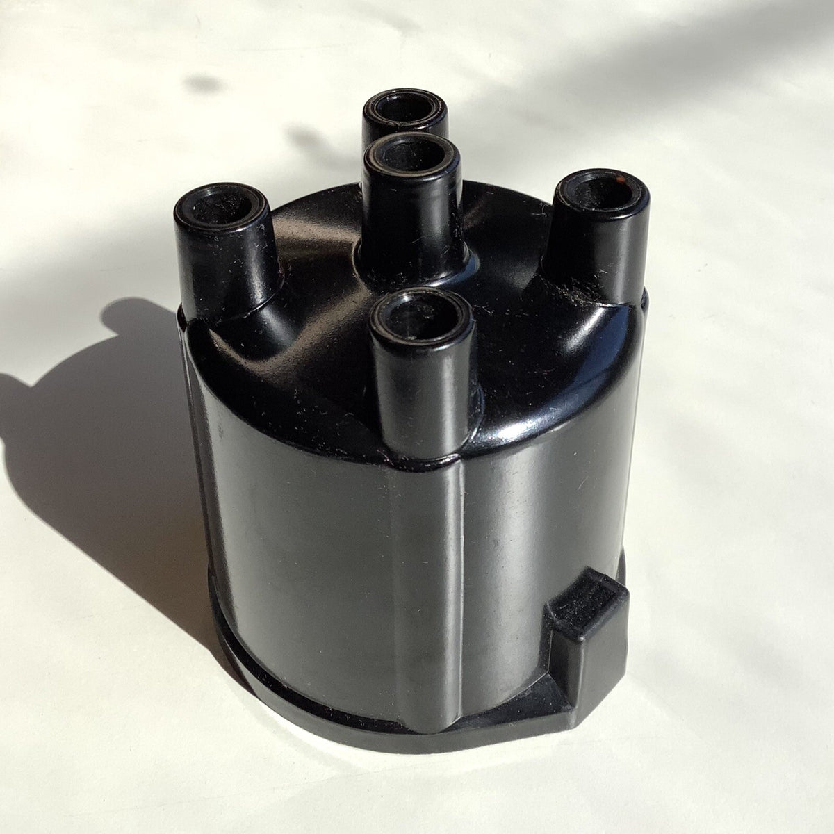 NOS GL110 DR110 Distributor Cap 4cyl Holden Torana LJ 1600cc OHC TA 1760cc - Bluemoon Classic Parts