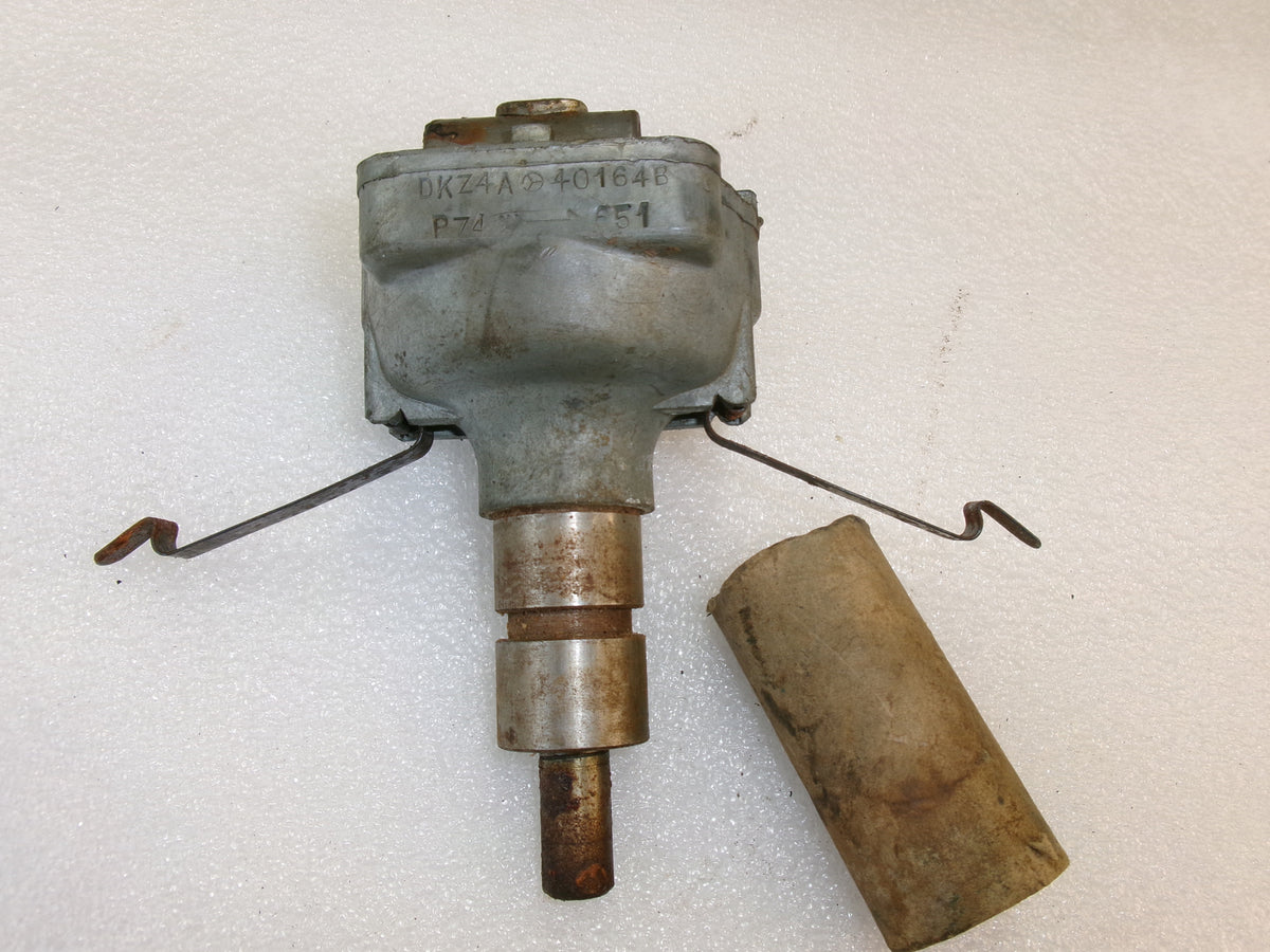 OEM NOS Lucas DKZ4A 40164 Distributor for; Bedford 10/12 cwt Vauxhall Wyvern - Bluemoon Classic Parts