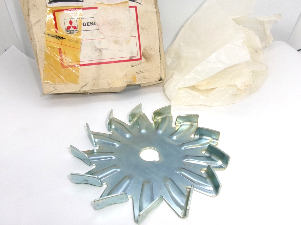 OEM NOS Fan for Mitsubishi 12v Alternators for 4WD & other vehicles - 17mm Shaft - Bluemoon Classic Parts