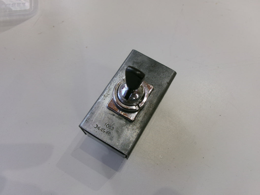 Lucas 34464 3 pos. Panel Toggle switch 6 pin 1963 - Bluemoon Classic Parts