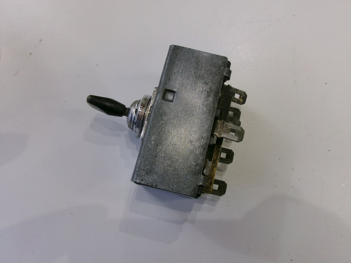 Lucas 34464 3 pos. Panel Toggle switch 6 pin 1963 - Bluemoon Classic Parts