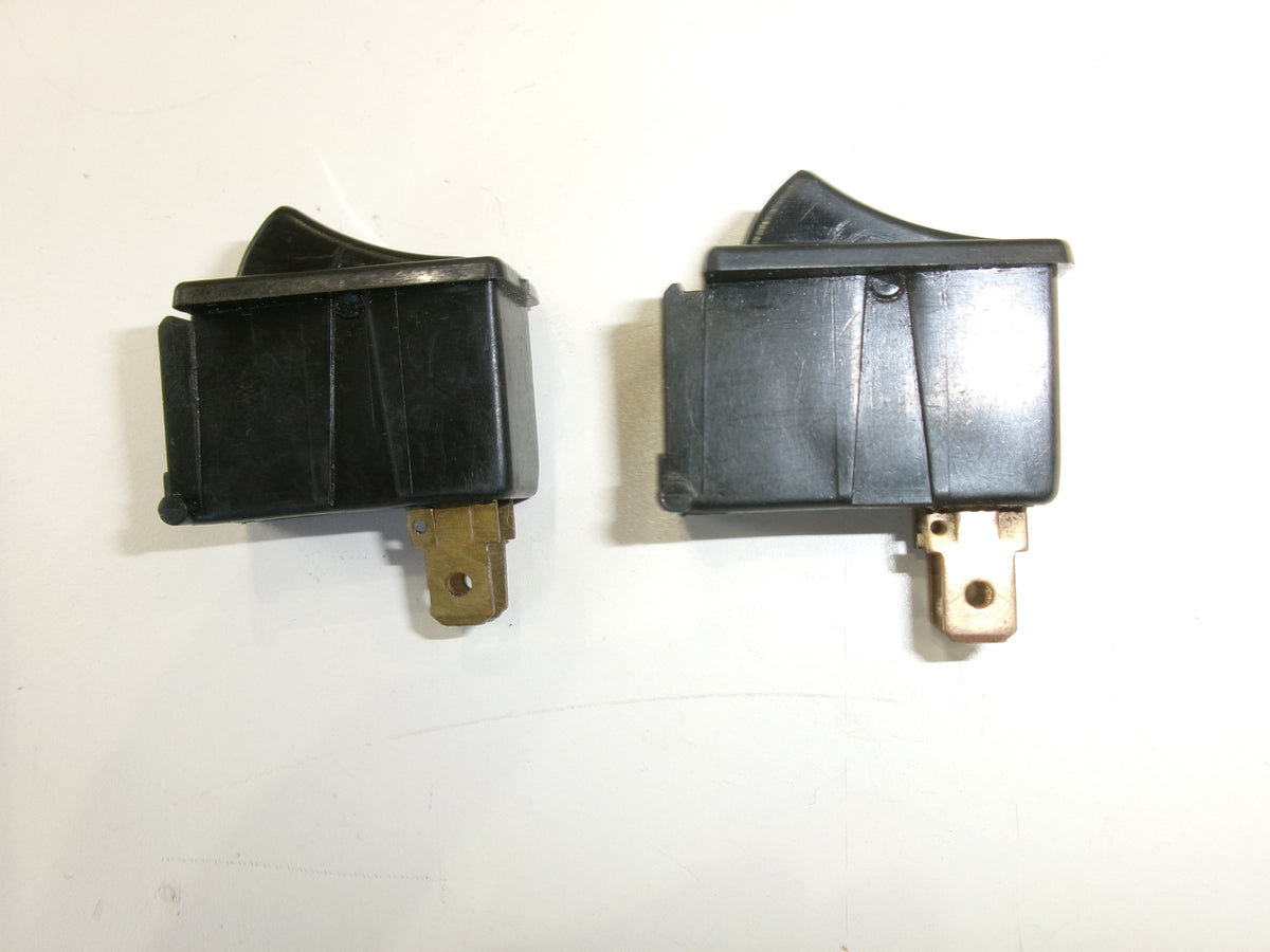 NOS 39281 Black Rocker Dash Switch - Bluemoon Classic Parts